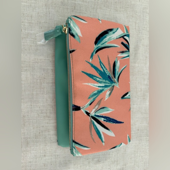 Rachel Pally Reversible Fold Over Clutch Purse Paradise Coral Vegan Leather - Picture 1 of 10